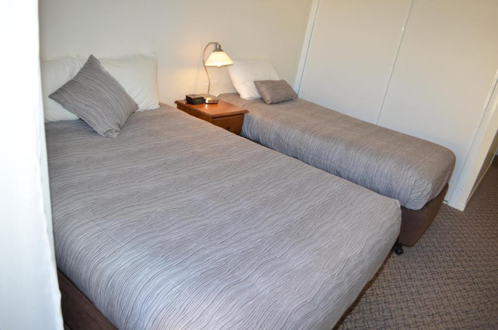 Redland Bay Motel Brisbane Extérieur photo