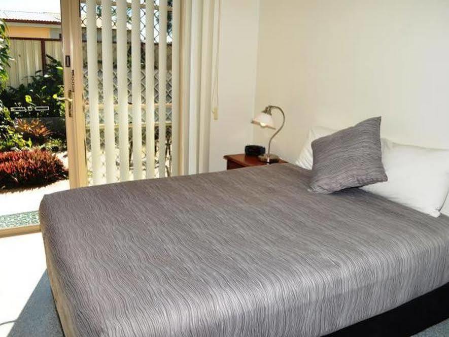 Redland Bay Motel Brisbane Extérieur photo